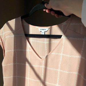 Express V-Neck Gramercy Tee
